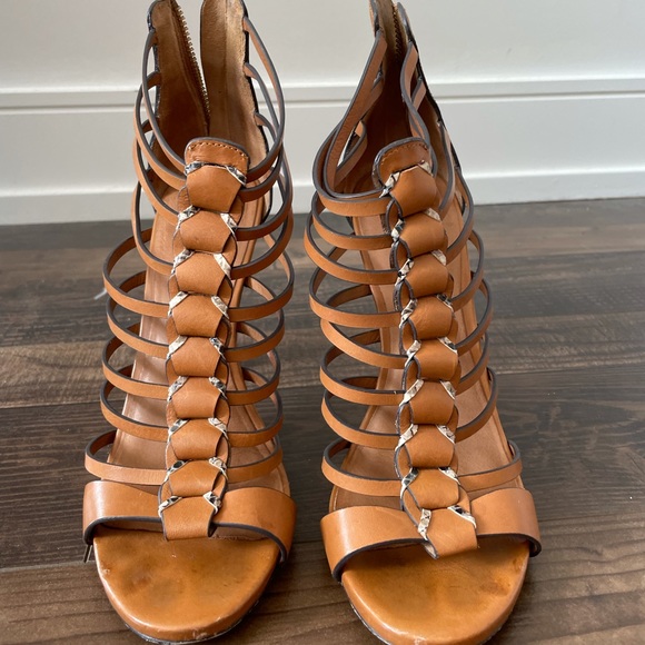 Beautiful strappy COACH snakeskin heels - Picture 3 of 5